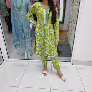 Luxury Pakistani 2 pce Linen Co-Ord Print Dress Ready to Wear Outfit (LG)