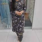 Load and play video in Gallery viewer, Luxury Pakistani 2 pce Linen Co-Ord Print Dress Ready to Wear Outfit (B)
