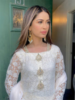 Load image into Gallery viewer, SEHRIARAZ ~NAYAAB~ SALWAR KAMEEZ CROCHET OUTFIT
