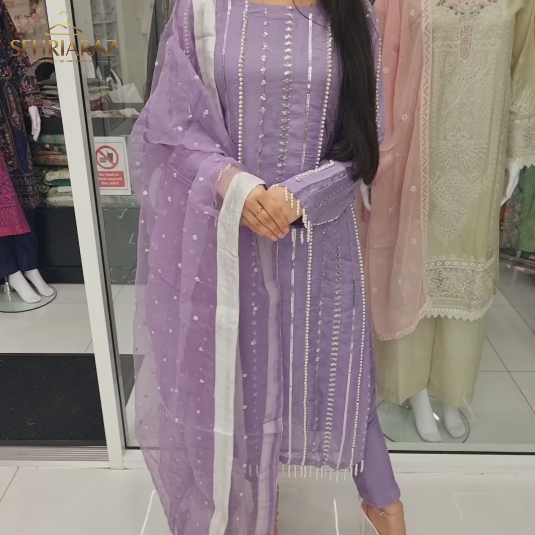 SEHRIRAZ BESPOKE MAGENTA CHIFFON COLLECTION SALWAR KAMEEZ