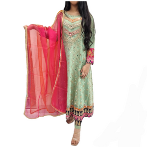 Long dress outlet with heavy dupatta